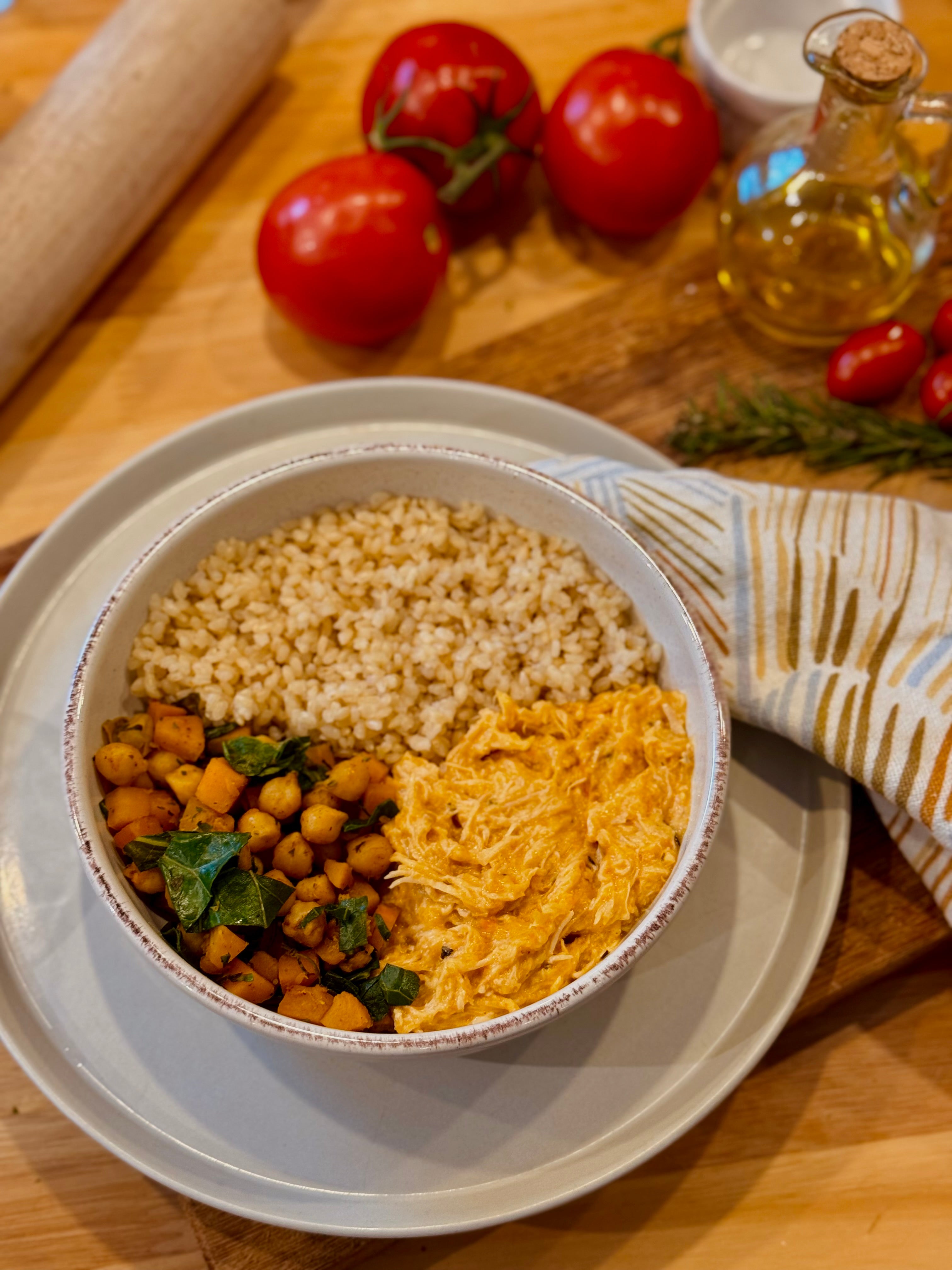 400g - Frango Cremoso com Arroz Cateto Integral e Mix de Legumes