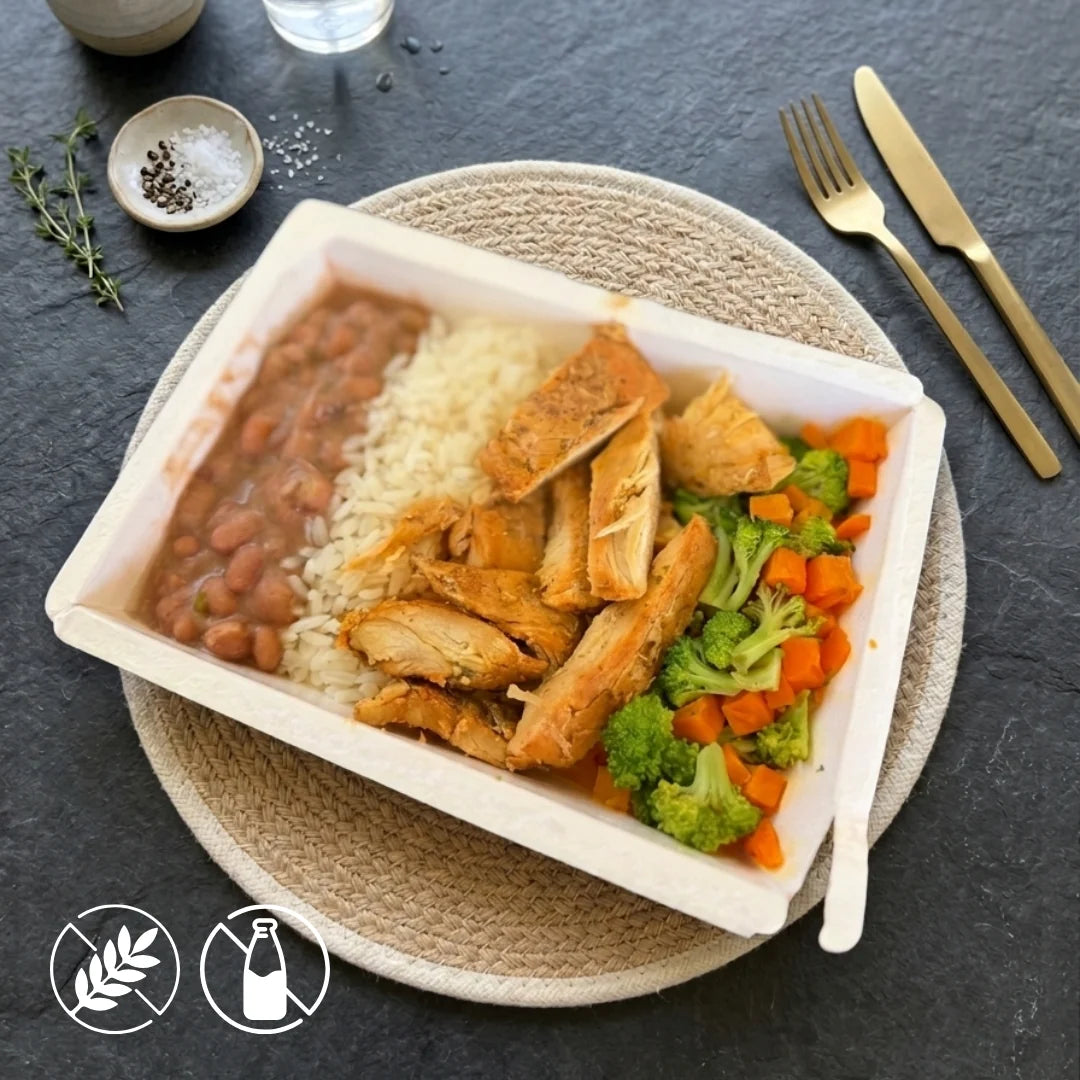400g - Filé de Frango Grelhado, Arroz Branco, Feijão Carioca e Mix Selecionado de Legumes